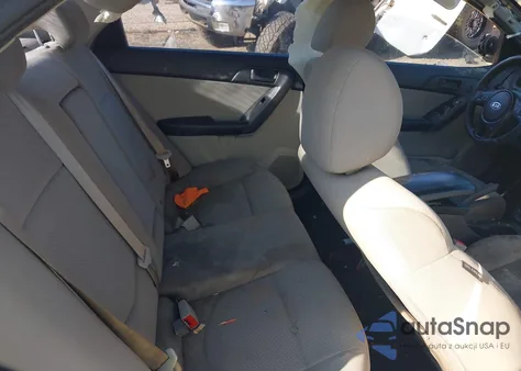 2010 Kia Forte Ex z USA, uszkodzony, nr VIN KNAFU4A24A5862810